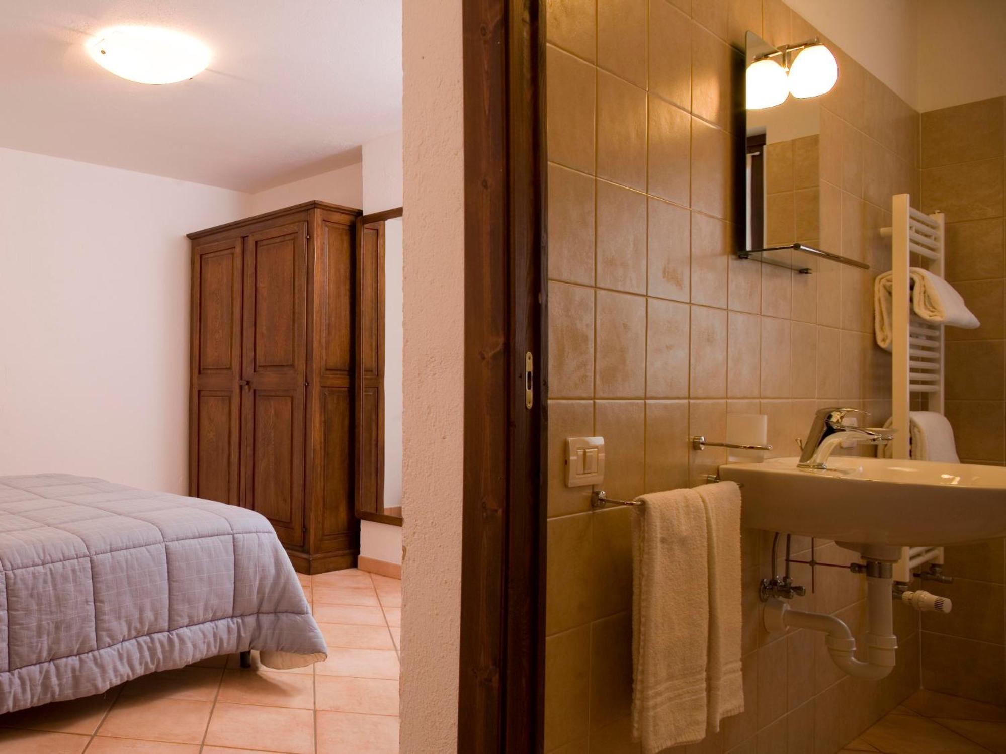 Agriturismo Les Hiboux Brusson Eksteriør bilde